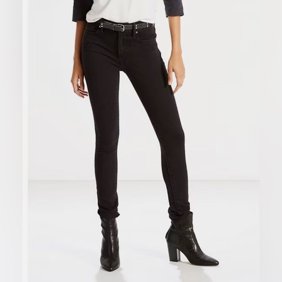 L NWT Levi’s 721 High Rise Skinny Black Jeans - Picture 1 of 12